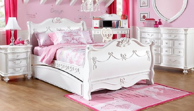 Trang trí phòng ngủ cho công chúa màu hồng dễ thương