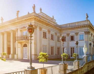 DINH THỰ MONACO