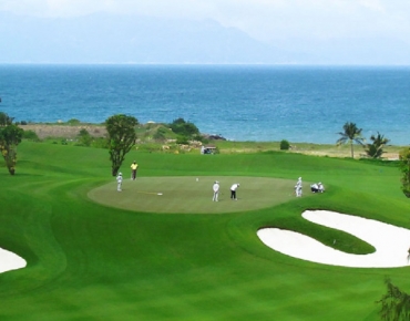 SÂN GOLF