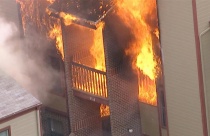 Thoát hiểm như thế nào khi cháy chung cư?