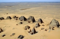 Khám phá những kim tự tháp không nằm ở Ai Cập 
