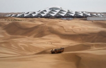 Ấn tượng khách sạn 'hoa sen trên sa mạc'