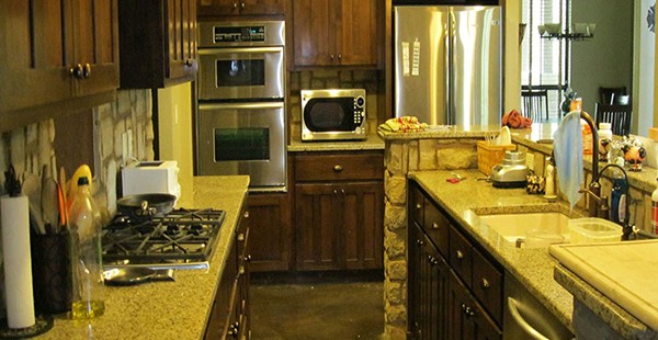  Phòng bếp đẹp cho không gian nội thất 40m2					