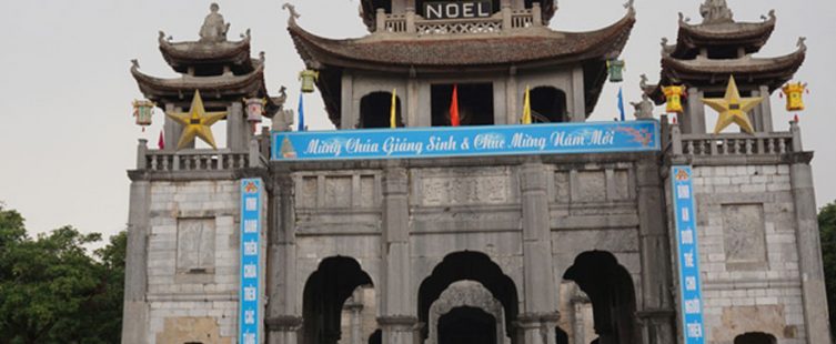  Quần thể kiến trúc nhà thờ Phát Diệm – 120 tuổi độc nhất Việt Nam					