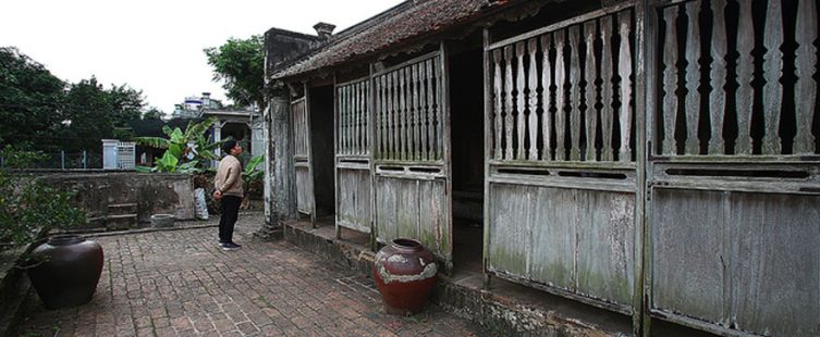  Khám phá kiến trúc nhà Bá Kiến làng Vũ Đại hơn 100 tuổi					