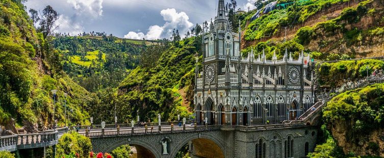  Khám phá nhà thờ Las Lajas – Nhà thờ đẹp và bí ẩn nhất thế giới					
