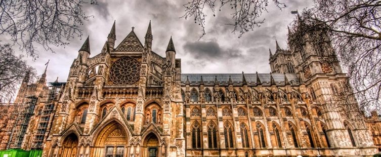  Kiến trúc gothic là gì? Những công trình kiến trúc gothic tiêu biểu nhất					