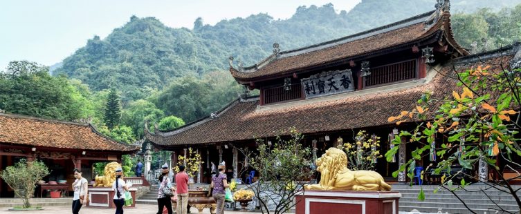  Tất tần tật kinh nghiệm du lịch chùa Hương đầu năm mới chi tiết nhất					