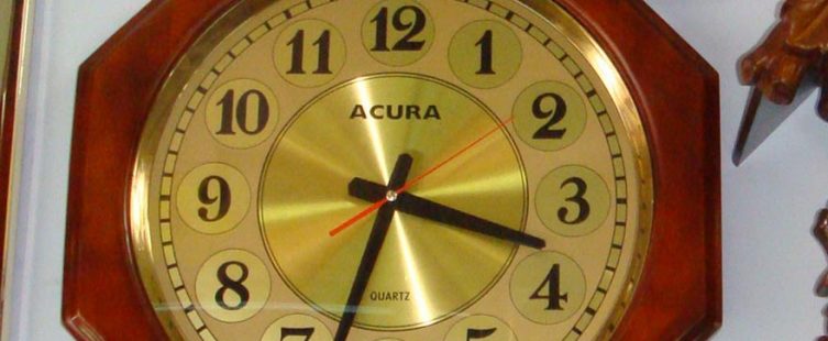  3 mẫu đồng hồ treo tường gỗ Acura đẹp nhất năm 2017					