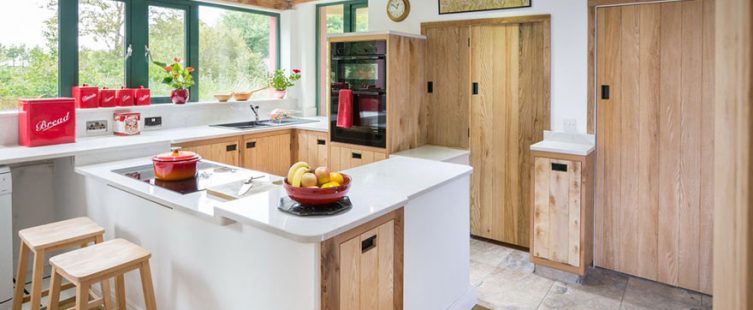  Tư vấn từ chuyên gia nội thất: tủ bếp gỗ tần bì có tốt không?					