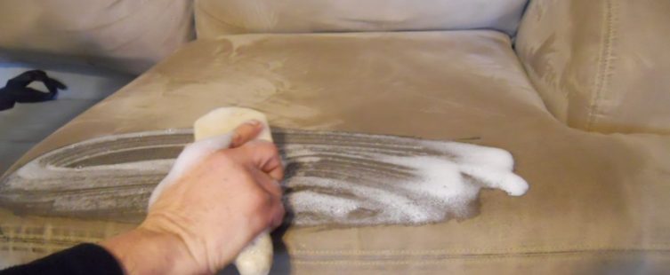 Cách giặt ghế sofa vải hiệu quả và nhanh chóng ngay tại nhà					